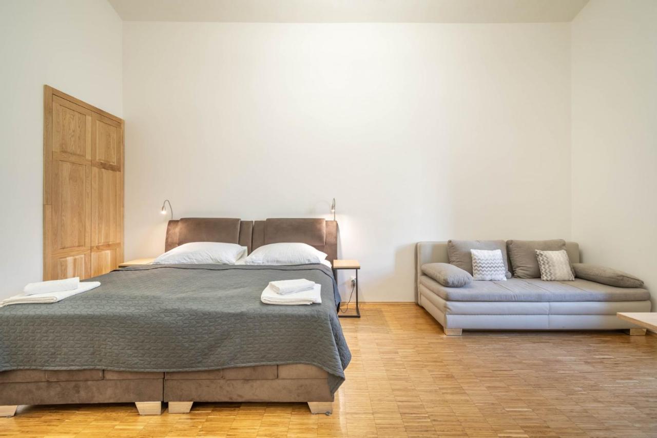 Dlazdena Apartments Prague Exterior photo