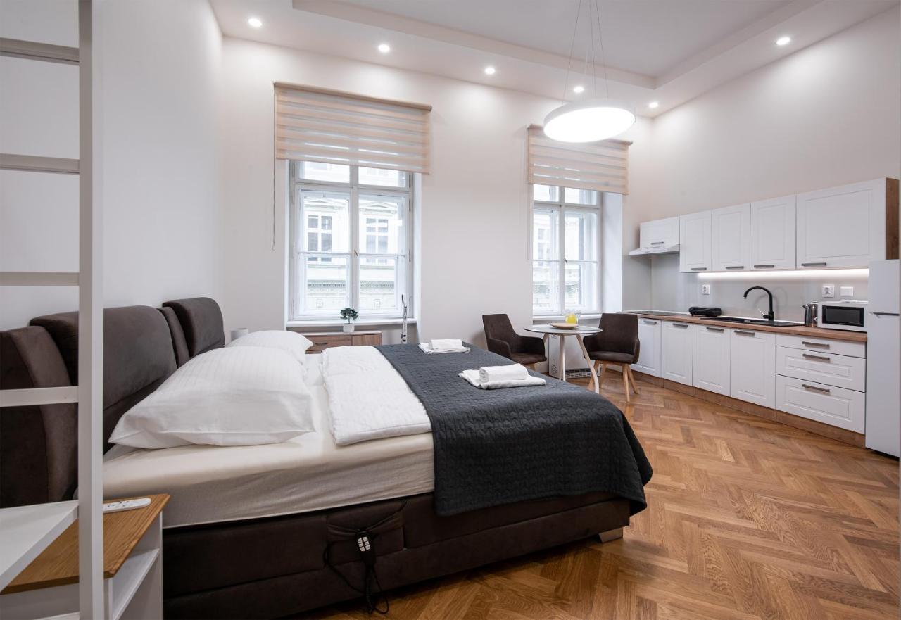 Dlazdena Apartments Prague Exterior photo