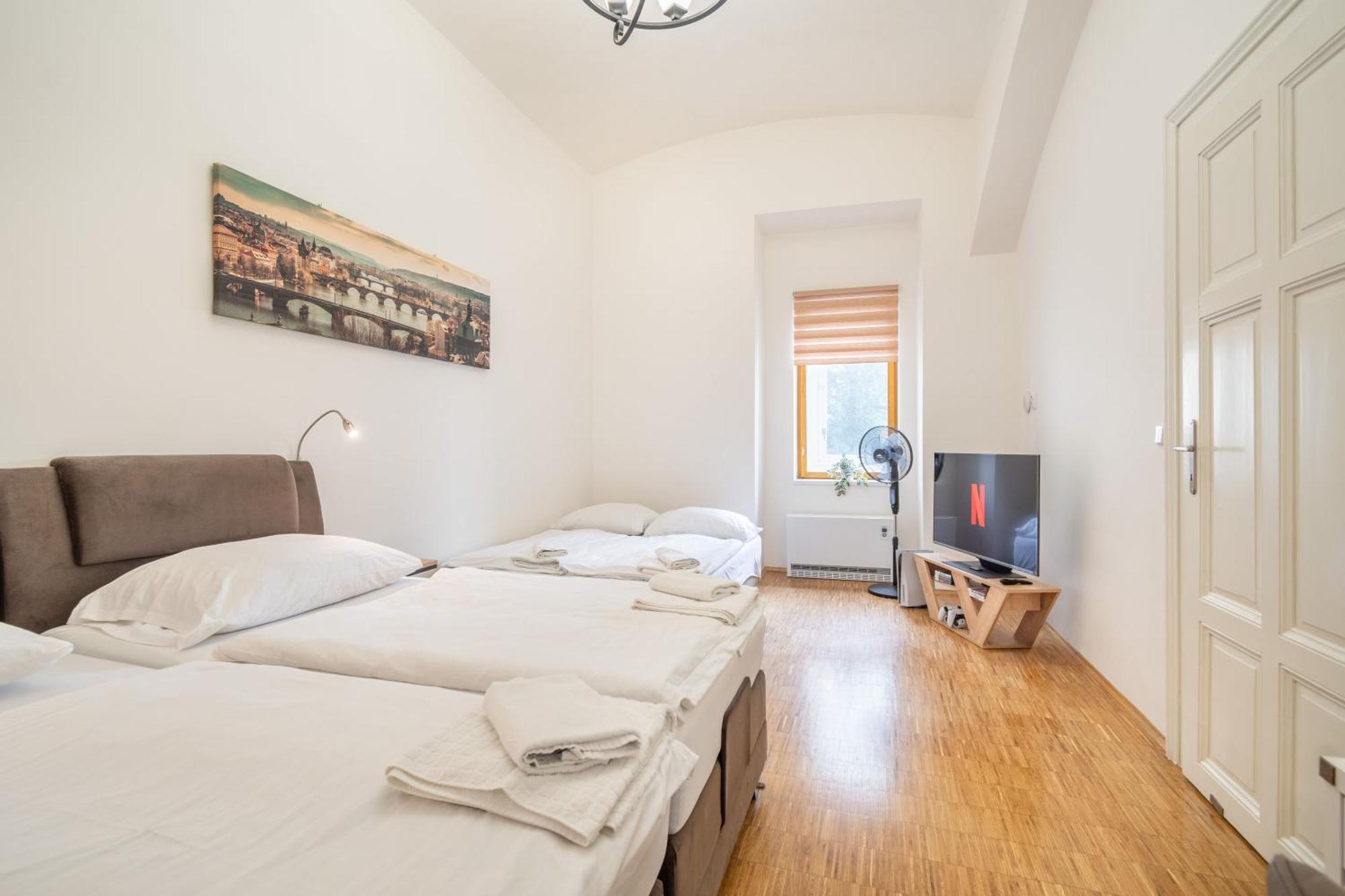 Dlazdena Apartments Prague Exterior photo